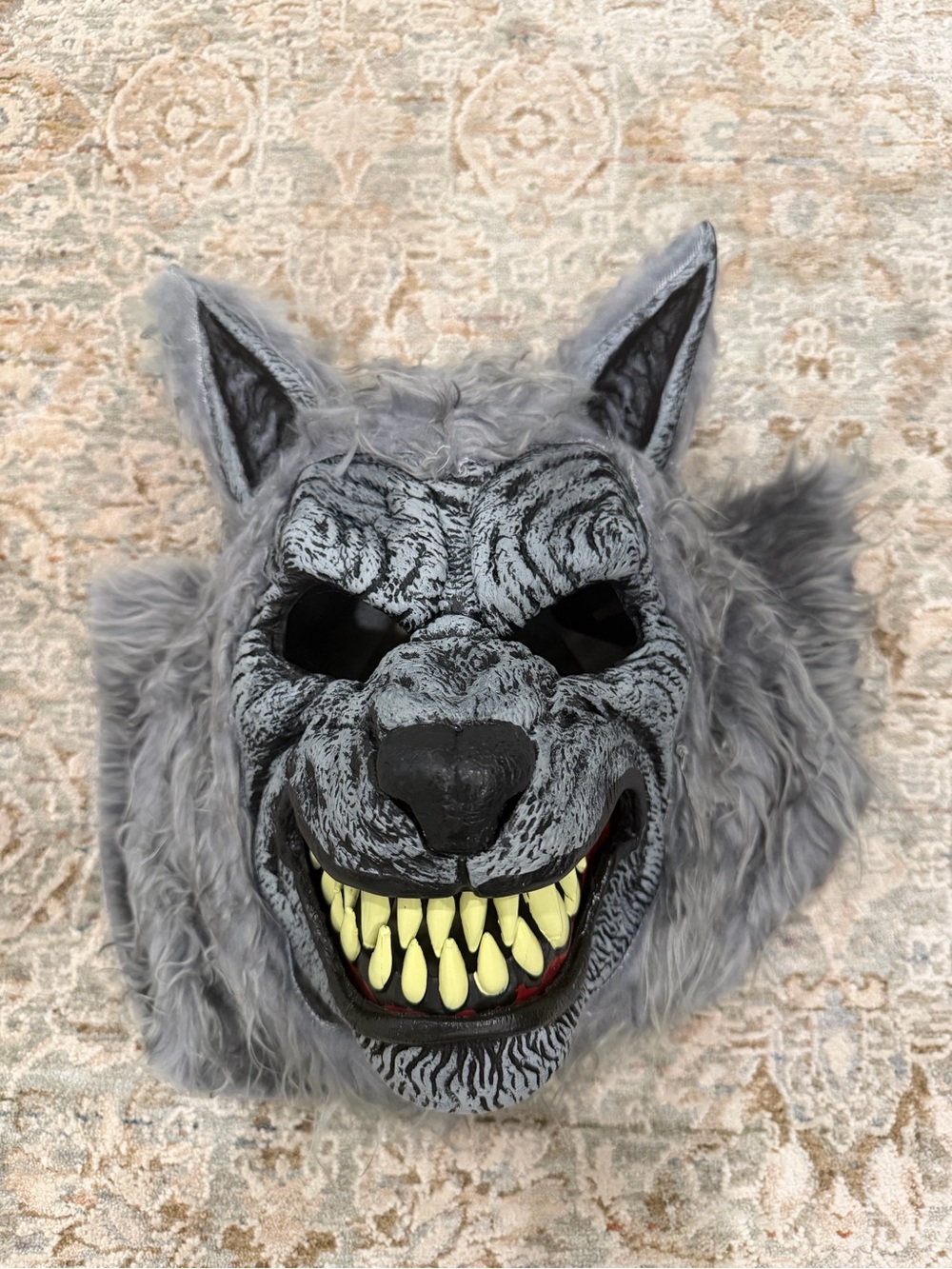 Spirit Gray Werewolf Mask with Yellow Teeth